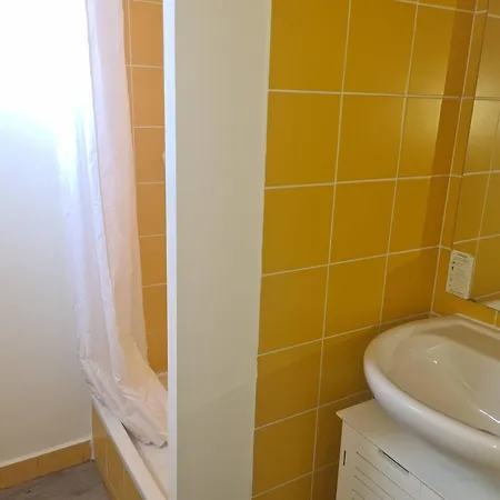 Apartamento 8 Pers. à Peyragudes Avec Balcon Et Animaux Admis - Fr-1-695-98 Gouaux-de-Larboust
